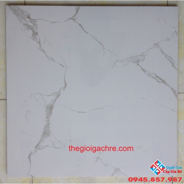 Đá bóng kiếng 60x60 loại 1 Roayl sale giá rẻ
