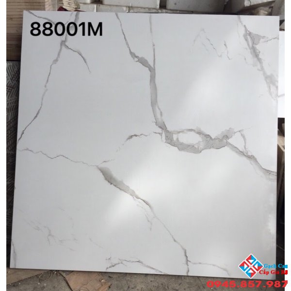 Đá bóng kiếng 80x80 trắng vân khói trung quốc giá rẻ