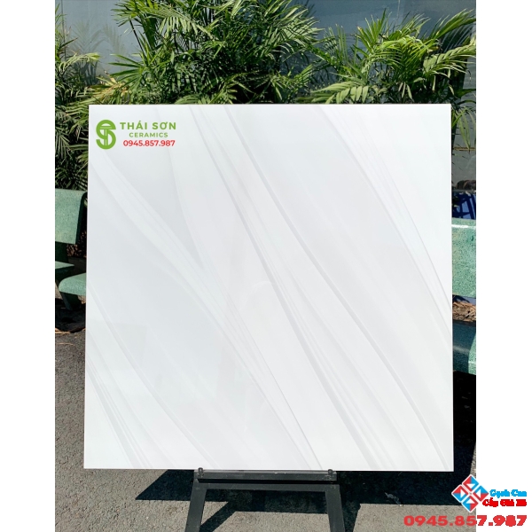 Gạch 100x100 lót sàn sảnh biệt thự cao cấp