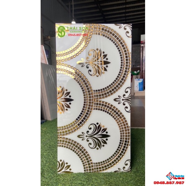 Gạch ốp tường nhũ vàng điểm nhập khẩu 30x60 đẹp