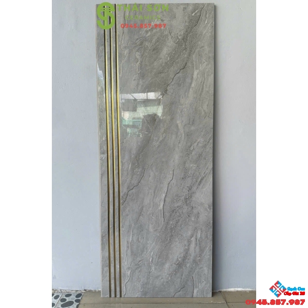 Gạch bậc cầu thang 47x120 trung quốc màu xám khắc bạc