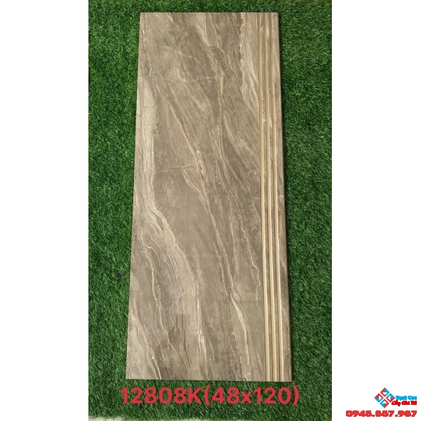 Gạch cầu thang nhập khẩu 48x120 khắc kim nhũ vàng mới nhất 2022