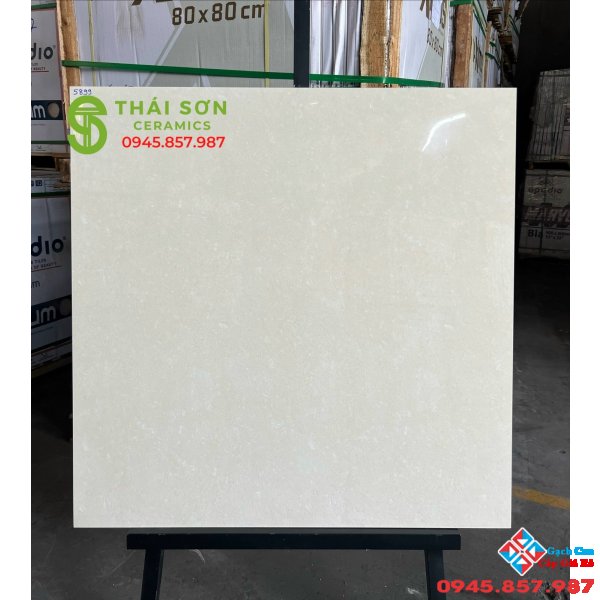 Gạch lót nền bóng kiếng 80x80 giá rẻ hcm