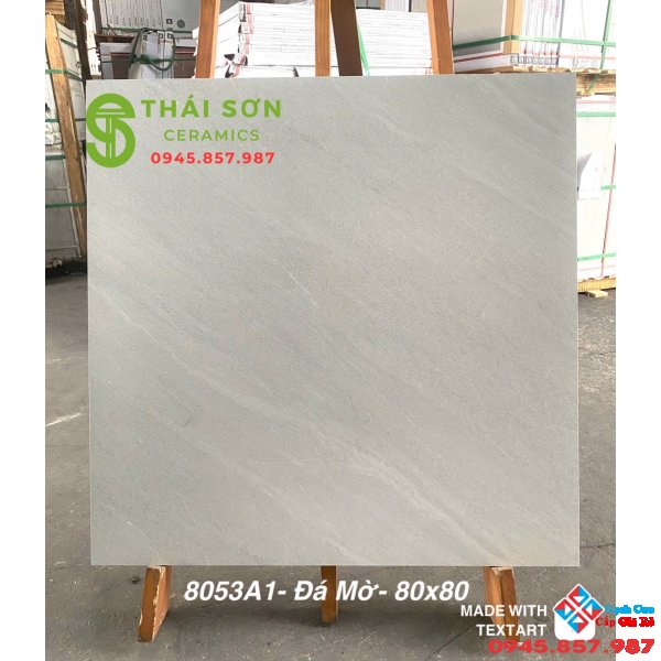 Gạch á mỹ 80x80 matt mờ lát nền trung tâm thương mại