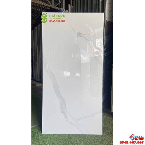 Gạch khổ lớn màu trắng vân mây 60x120 lát nền giá tốt