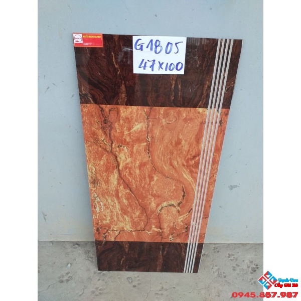 Gạch ốp lát cầu thang 47x100 đẹp tại miền tây