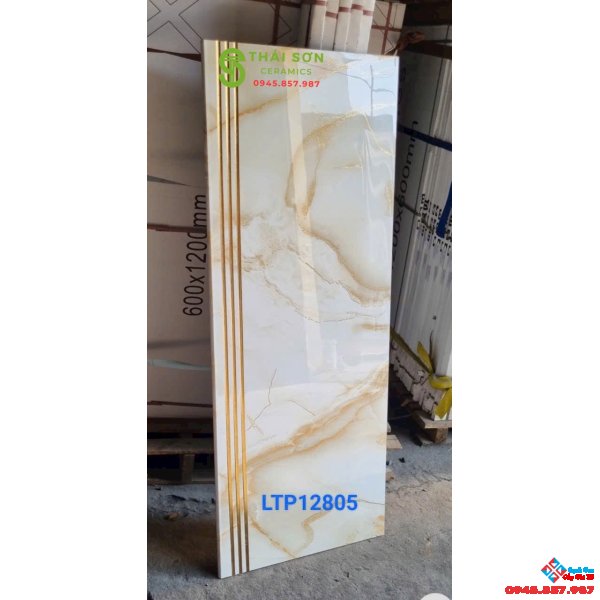 Gạch trung quốc lát cầu thang 47x120 vàng khắc kim
