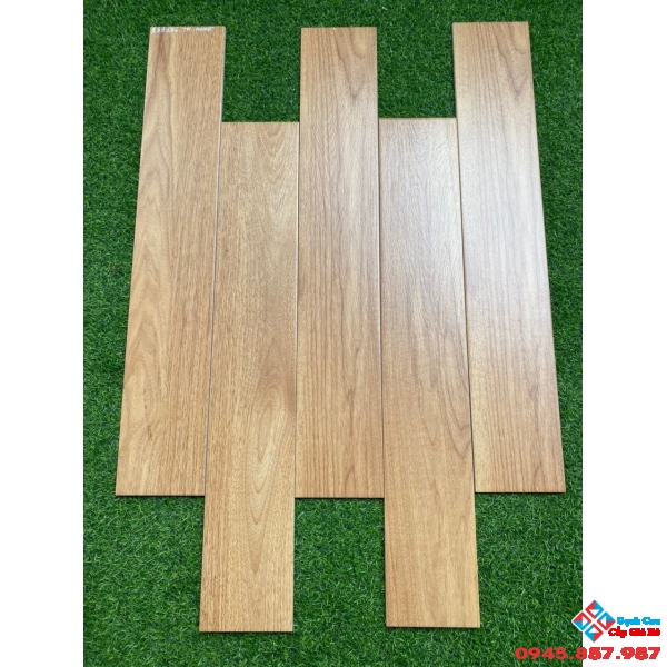 Gạch thanh gỗ 15x90 trung quốc