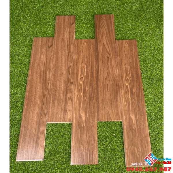 Gạch vân gỗ 15x80 trung quốc