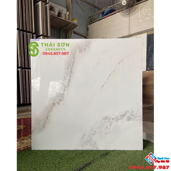 Gạch lát nền nhũ vàng kim 80x80 bóng kiếng tasa cao cấp